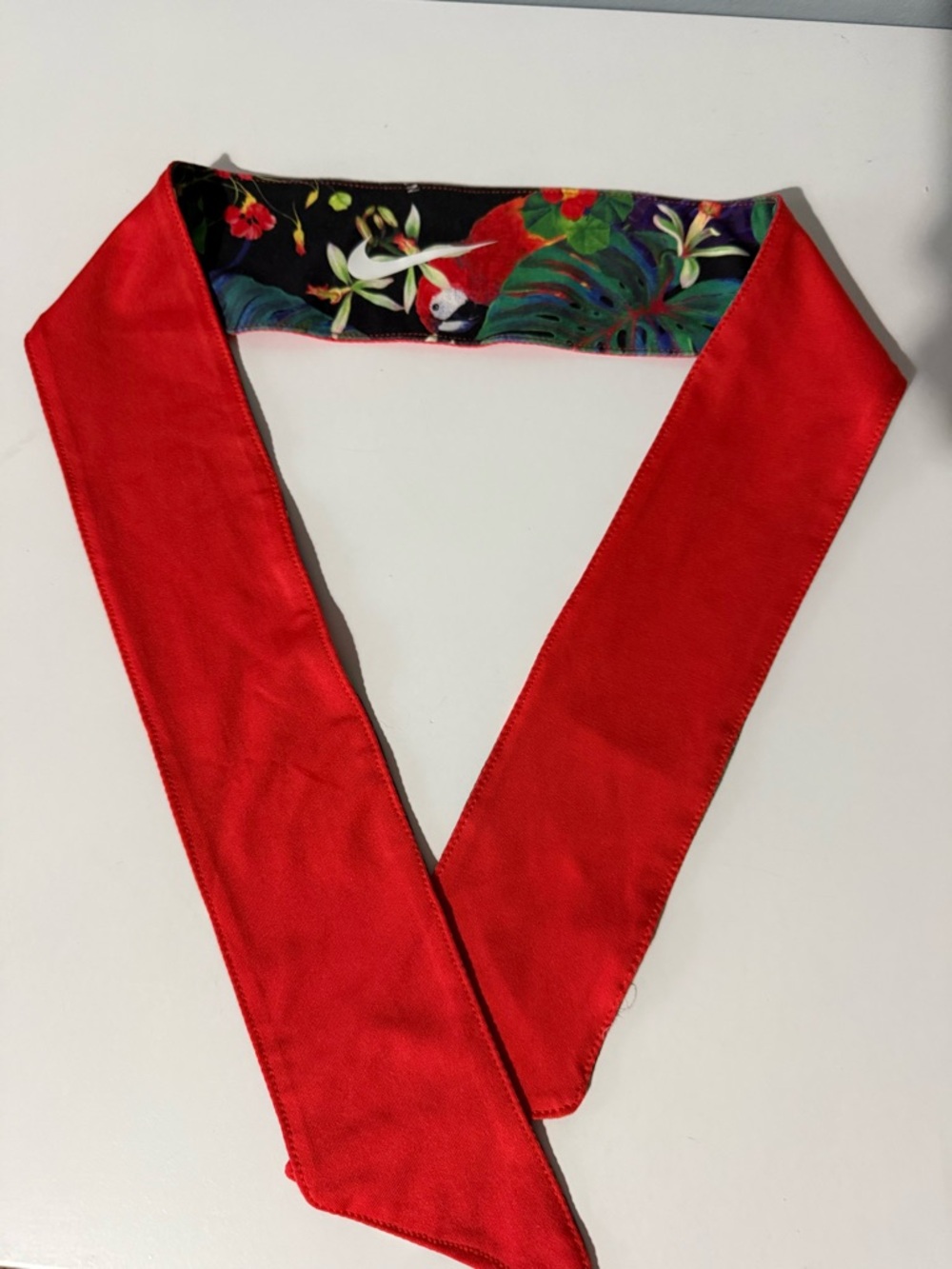 Nike Black & Red Tropical Parrot Head Band - Picture 3 of 3